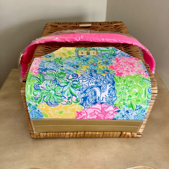 🎀Lilly Pulitzer Wine / Beverage Basket🎀 - Picture 7 of 14